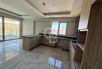 OVACIK MERKEZDE BULVAR ÜZERİ OTURUMA HAZIR 5+1 LÜX DAİRE