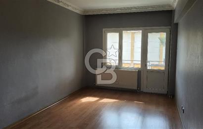 Karşıyaka Bahçelievlerde Çok Geniş Ferah Kiralık 4+1 Daire