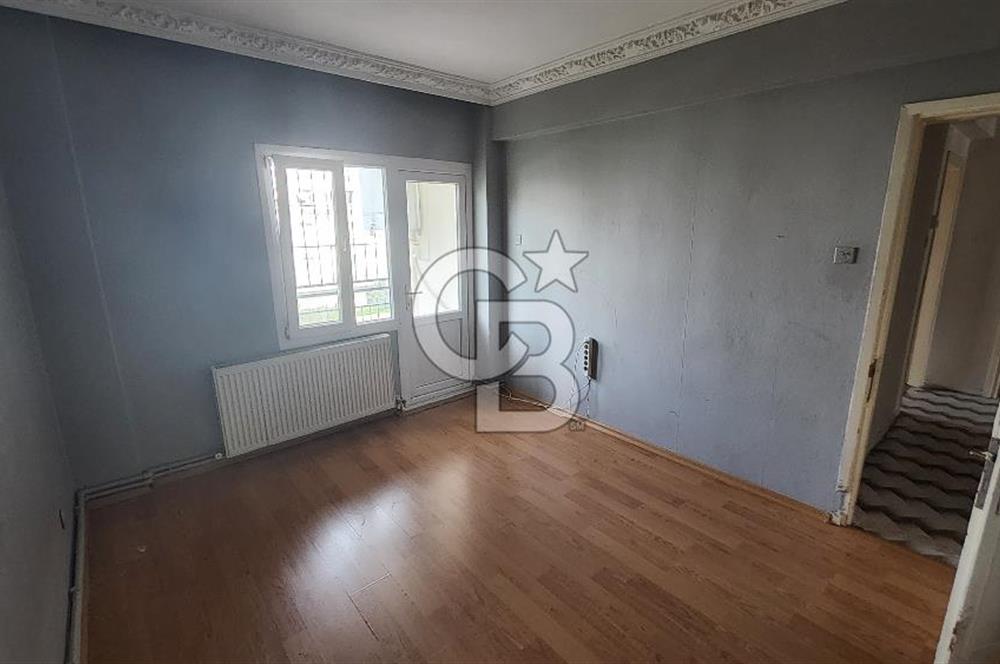 Karşıyaka Bahçelievlerde Çok Geniş Ferah Kiralık 4+1 Daire