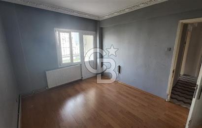 Karşıyaka Bahçelievlerde Çok Geniş Ferah Kiralık 4+1 Daire