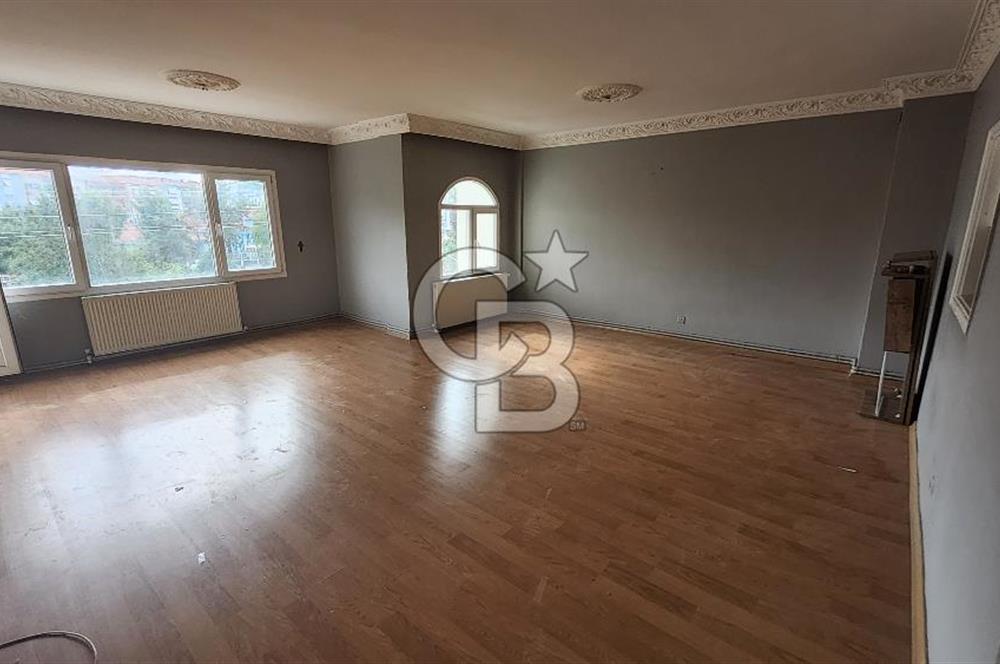 Karşıyaka Bahçelievlerde Çok Geniş Ferah Kiralık 4+1 Daire