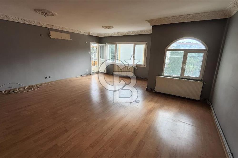Karşıyaka Bahçelievlerde Çok Geniş Ferah Kiralık 4+1 Daire