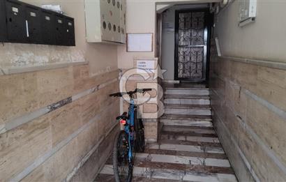 Karşıyaka Bahçelievlerde Çok Geniş Ferah Kiralık 4+1 Daire