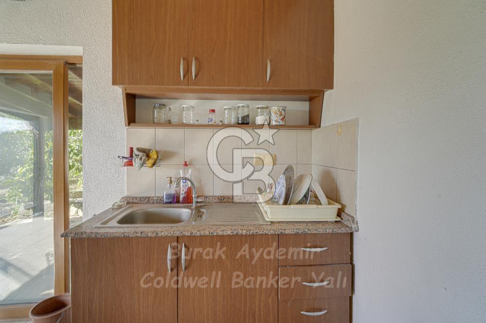 Urla, Kuşcular’da 110 Metre Kadastrol Yola Cepheli 14.030 m2 Tarla