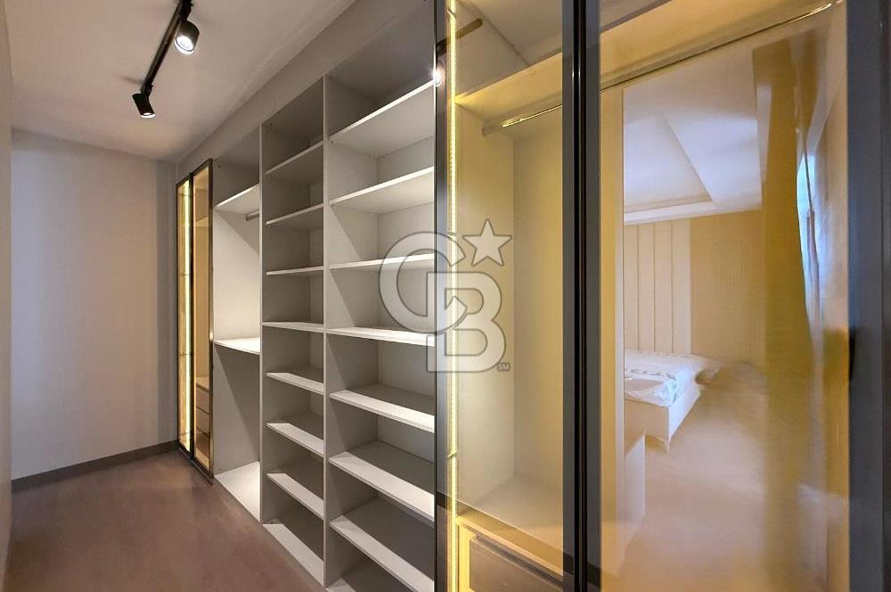 OVACIK MERKEZDE BULVAR ÜZERİ LÜX YAPILI NET 210 M2 4+1 DAİRE