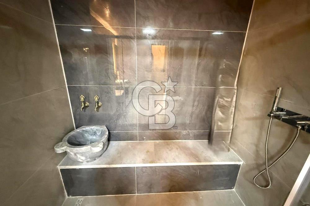 OVACIK MERKEZDE BULVAR ÜZERİ LÜX YAPILI NET 210 M2 4+1 DAİRE