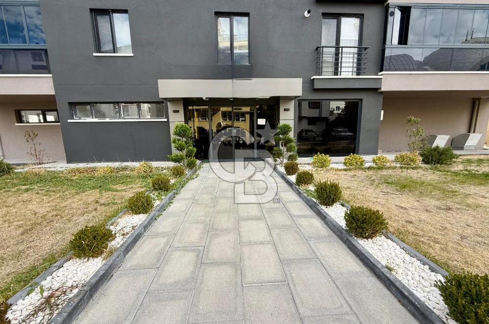 PAMUKLARDA CADDE YANI ÖNÜ AÇIK MANZARALI SIFIR 3+1 LÜX DAİRE