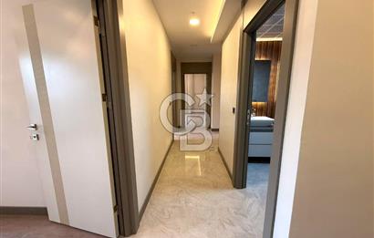 OVACIK MERKEZDE BULVAR ÜZERİ LÜX YAPILI NET 210 M2 4+1 DAİRE