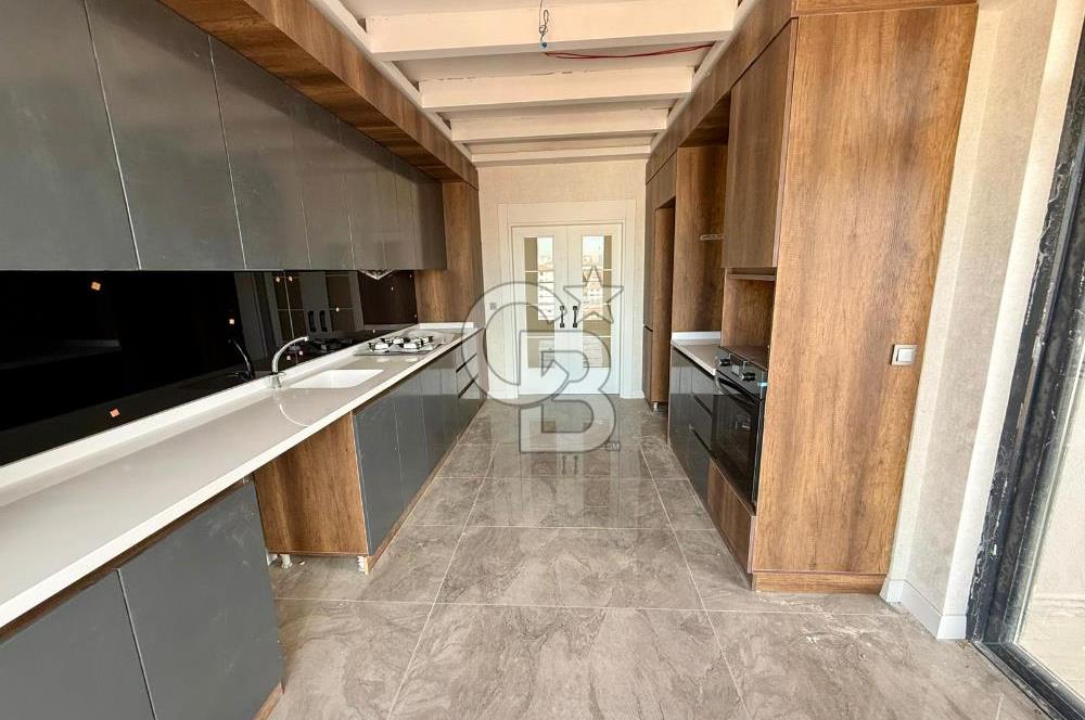 PAMUKLARDA CADDE YANI ÖNÜ AÇIK MANZARALI SIFIR 3+1 LÜX DAİRE