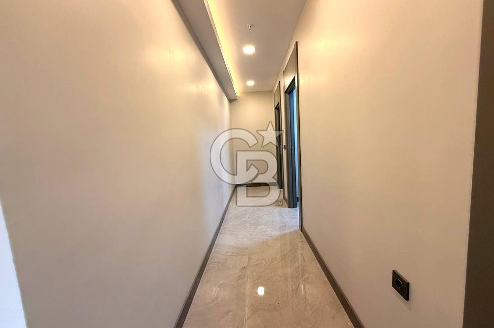 OVACIK MERKEZDE BULVAR ÜZERİ LÜX YAPILI NET 210 M2 4+1 DAİRE