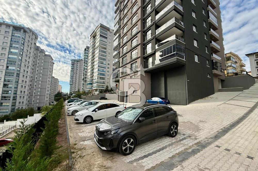PAMUKLARDA CADDE YANI ÖNÜ AÇIK MANZARALI SIFIR 3+1 LÜX DAİRE