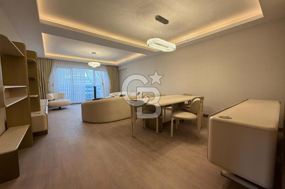 OVACIK MERKEZDE BULVAR ÜZERİ LÜX YAPILI NET 210 M2 4+1 DAİRE