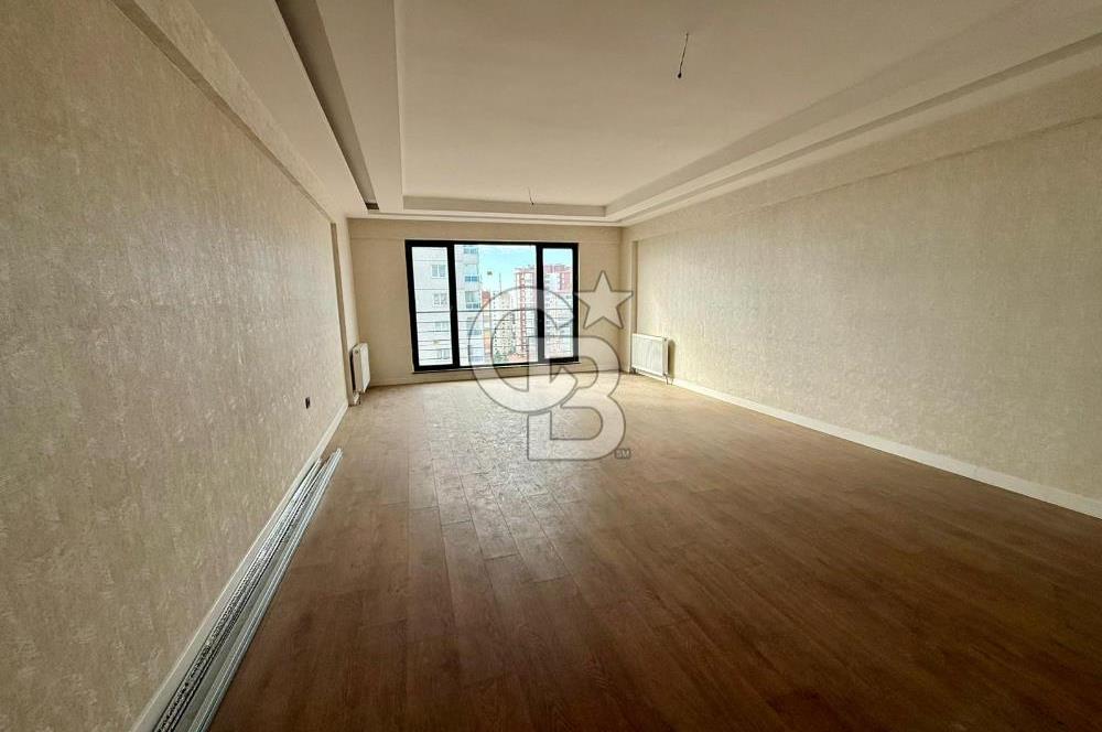 PAMUKLARDA CADDE YANI ÖNÜ AÇIK MANZARALI SIFIR 3+1 LÜX DAİRE