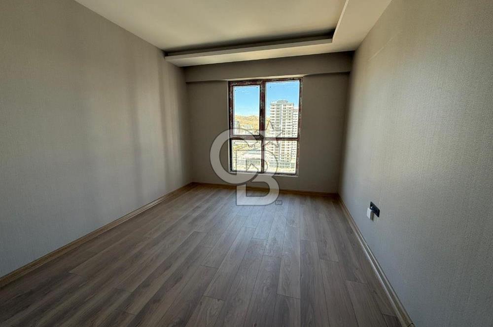 OVACIK MERKEZDE BULVAR ÜZERİ OTURUMA HAZIR 5+1 LÜX DAİRE