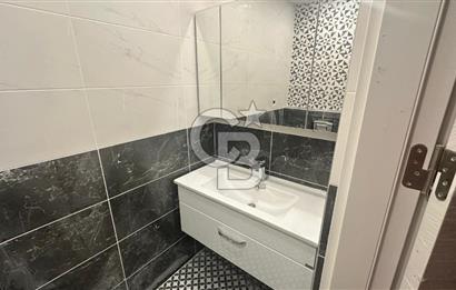 BAĞDAT CADDESİ ÜZERİ SIFIR ,ÖN KULLANIMLI;BACALI 100 M2