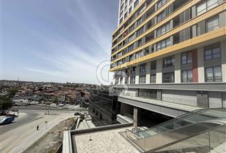 Evin Park Kadıköy Projesinde Prestijli Konumda Kiralık Dükkan