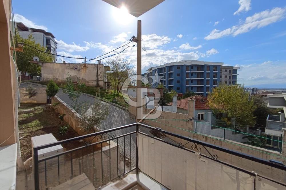 ULUKENTTE KOMPLE SATILIK MÜSTAKİL 3 KATLI BİNA KİRA GETİRİLİ