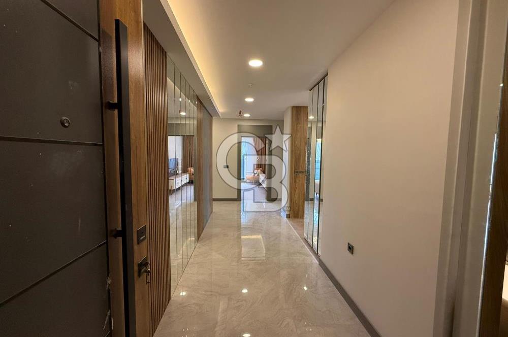 OVACIK MERKEZDE BULVAR ÜZERİ LÜX YAPILI NET 210 M2 4+1 DAİRE