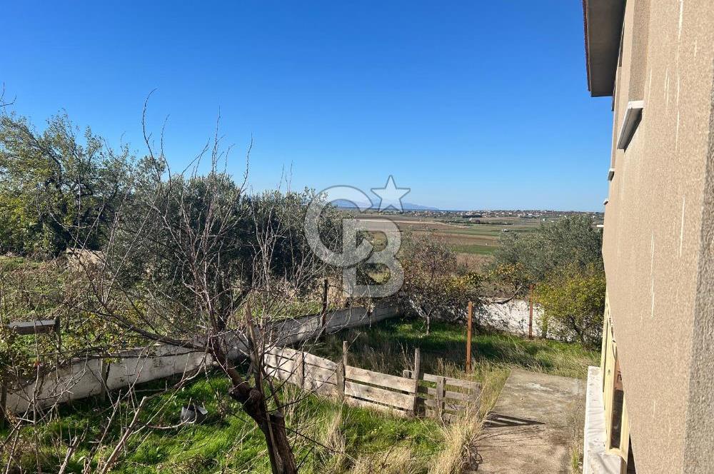 ÇANAKKALE TEVFİKİYE KÖYÜ MÜKEMMEL KONUMDA SATILIK EV VE ARSASI