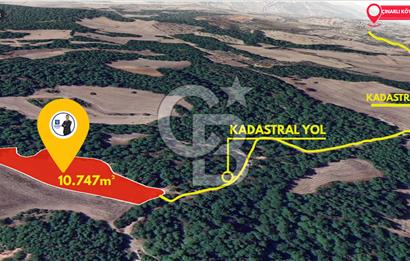ÇANAKKALE MERKEZ ÇINARLI KÖYÜ’NDE YOLA CEPHELİ 10.747 m² YATIRIMLIK TARLA!