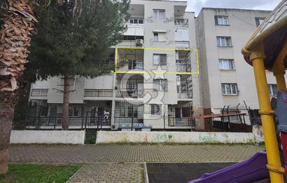 Karşıyaka Bahçelievlerde Çok Geniş Ferah Kiralık 4+1 Daire