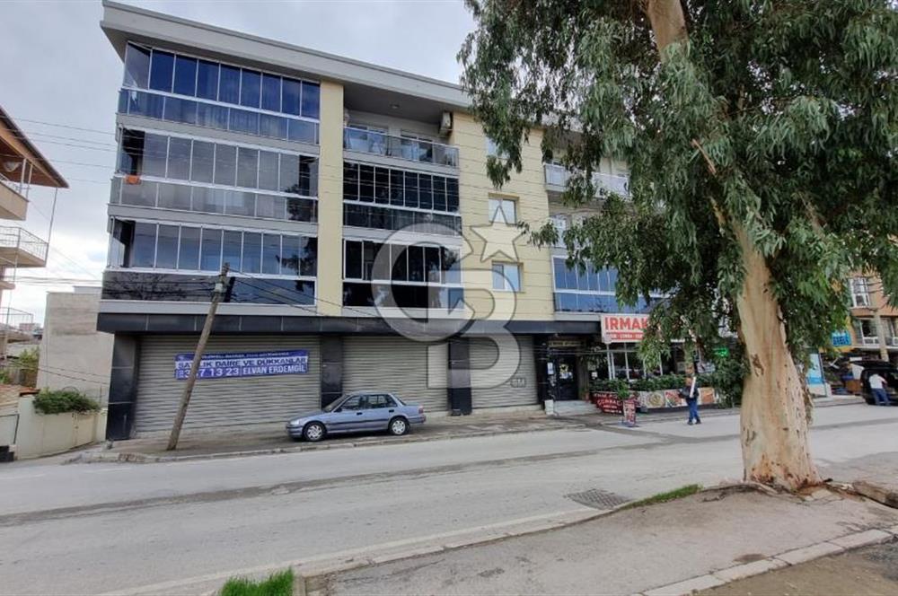 Bayraklı Emek Kubilay Caddesi Üzerin de 140m2 Satılık Dükkan