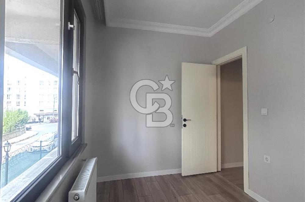 Kurtköy Palmiye Sitesinde Yenilenmiş Kiralık 3+1 Daire