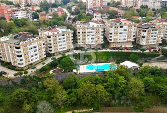 Üsküdar Çengelköy Karmen Sitesi satılık 3+1 Daire