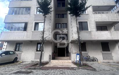 Kurtköy Palmiye Sitesinde Yenilenmiş Kiralık 3+1 Daire