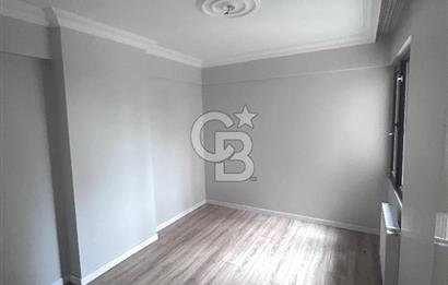 Kurtköy Palmiye Sitesinde Yenilenmiş Kiralık 3+1 Daire