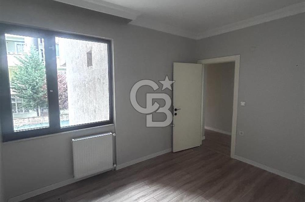 Kurtköy Palmiye Sitesinde Yenilenmiş Kiralık 3+1 Daire