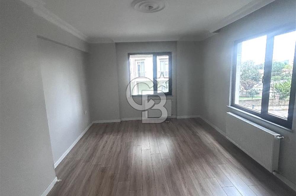 Kurtköy Palmiye Sitesinde Yenilenmiş Kiralık 3+1 Daire