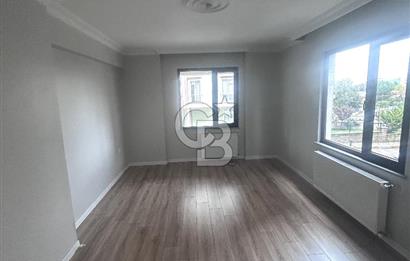 Kurtköy Palmiye Sitesinde Yenilenmiş Kiralık 3+1 Daire