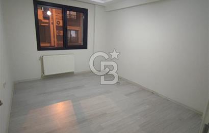 Karşıyaka Örnekköy'de Satılık 2+1 Daire