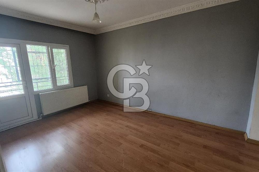 Karşıyaka Bahçelievlerde Çok Geniş Ferah Kiralık 4+1 Daire