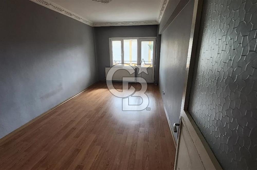 Karşıyaka Bahçelievlerde Çok Geniş Ferah Kiralık 4+1 Daire