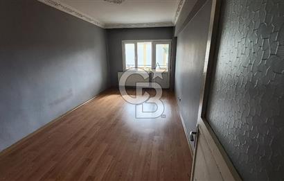 Karşıyaka Bahçelievlerde Çok Geniş Ferah Kiralık 4+1 Daire