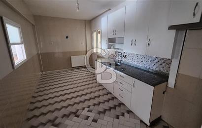 Karşıyaka Bahçelievlerde Çok Geniş Ferah Kiralık 4+1 Daire