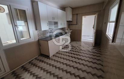 Karşıyaka Bahçelievlerde Çok Geniş Ferah Kiralık 4+1 Daire