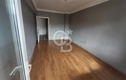 Karşıyaka Bahçelievlerde Çok Geniş Ferah Kiralık 4+1 Daire