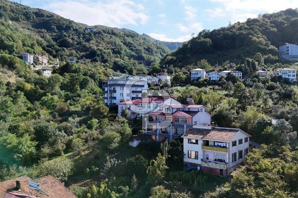 MERSİN'DE ANAYOLA CEPHE, EĞİMİ AZ, HARİKA KONUMLA SATILIK ARAZİ