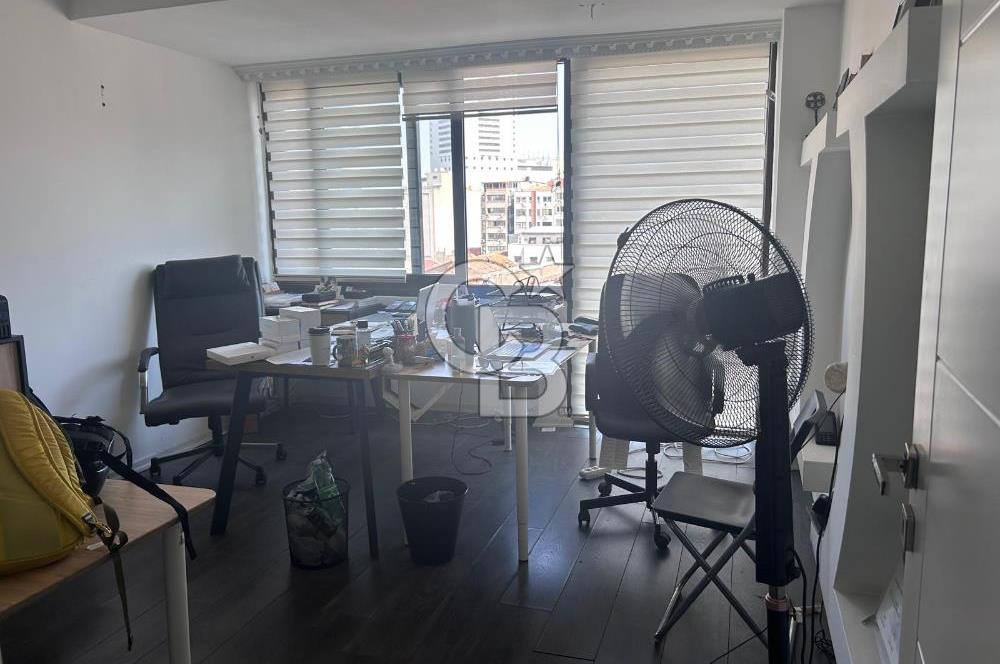 Konak Fevzipaşa Bulvarı Necipoğlu İş Hanı Satılık 2+1 Büro & Ofis