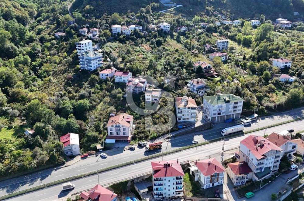 MERSİN'DE ANAYOLA CEPHE, EĞİMİ AZ, HARİKA KONUMLA SATILIK ARAZİ