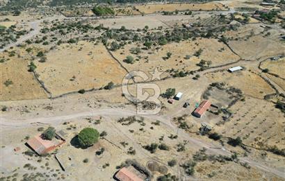 AYVALIK BEŞİKTEPE KÖYÜNDE 3.360 m² GELİŞİME AÇIK HAM TOPRAK