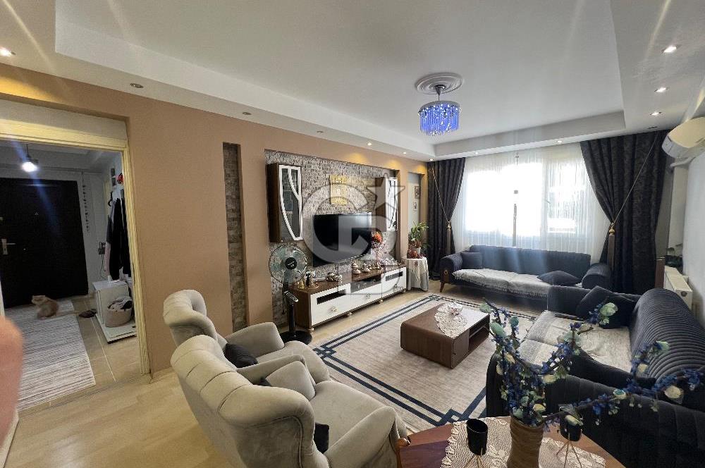 Karşıyaka Örnekköy’de 145m2 Kapalı Mutfak Satılık 3+1 Daire