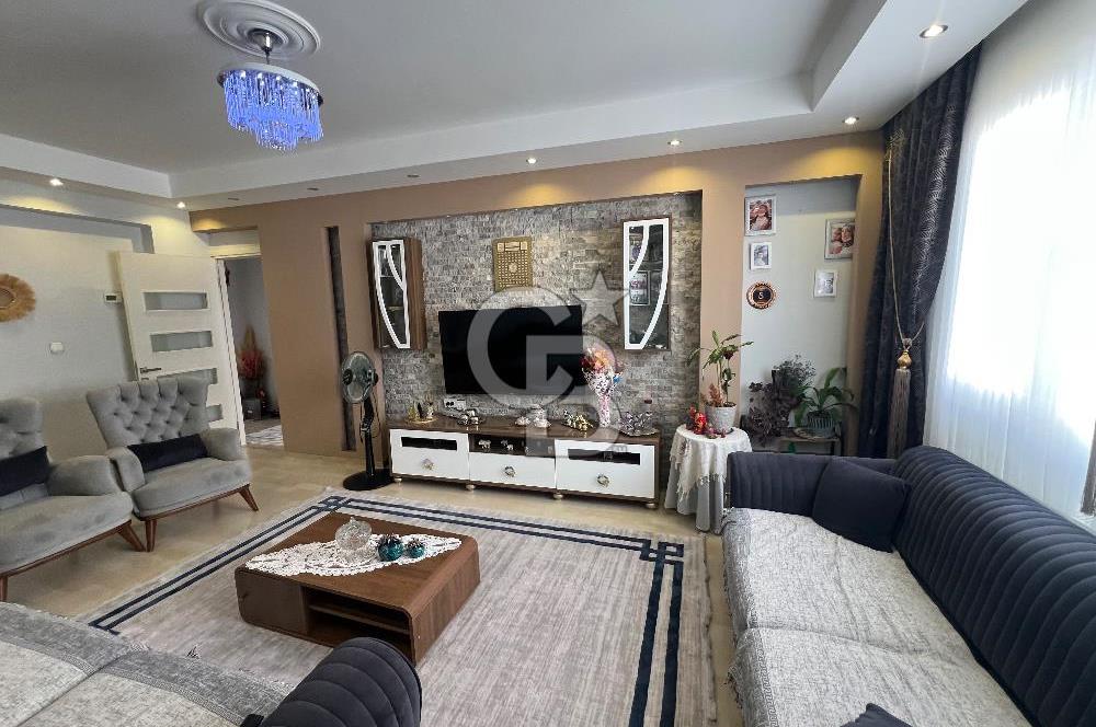 Karşıyaka Örnekköy’de 145m2 Kapalı Mutfak Satılık 3+1 Daire