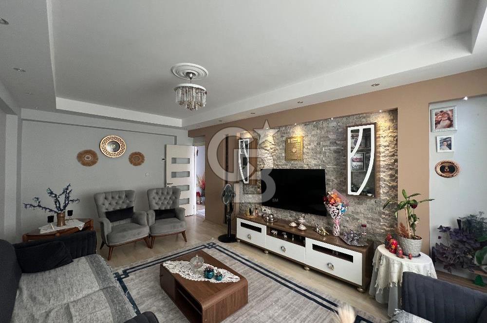 Karşıyaka Örnekköy’de 145m2 Kapalı Mutfak Satılık 3+1 Daire