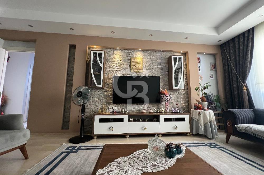 Karşıyaka Örnekköy’de 145m2 Kapalı Mutfak Satılık 3+1 Daire