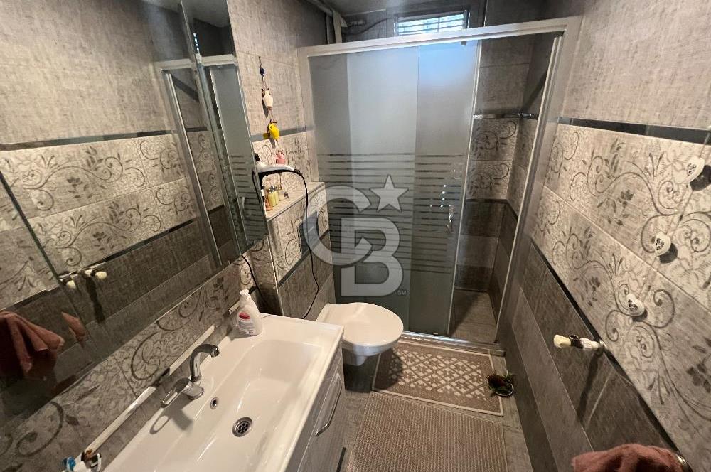 Karşıyaka Örnekköy’de 145m2 Kapalı Mutfak Satılık 3+1 Daire