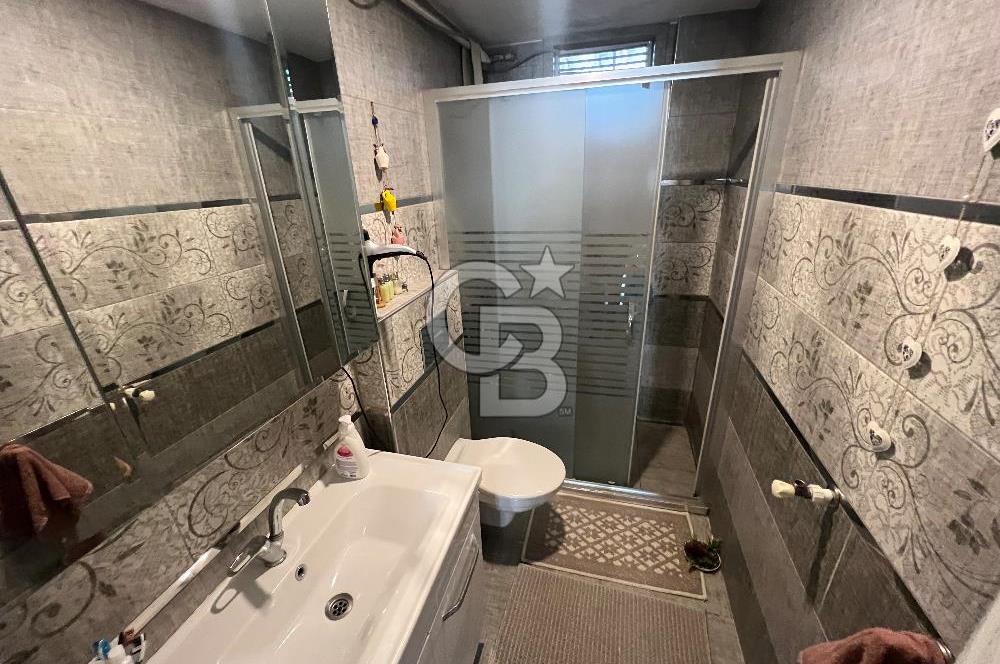 Karşıyaka Örnekköy’de 145m2 Kapalı Mutfak Satılık 3+1 Daire